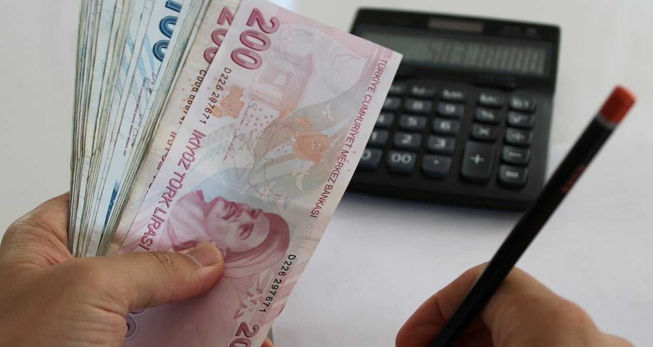 mevduat-faiz-oranlarinda-zirve-yarisi-750-bin-tlnin-bir-aylik-getirisi-degisti-vPkuKxWI.jpg